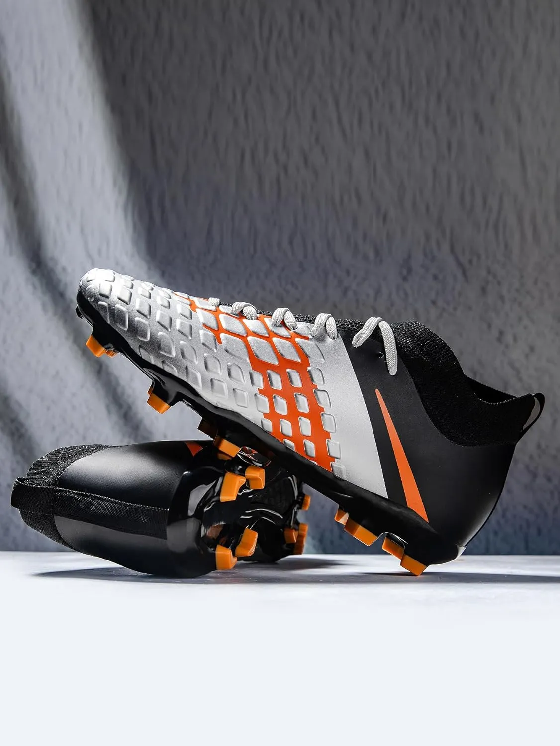 Men's Soccer Shoes, Artificial Turf Training Shoes, Indoor and Outdoor high top, Professional Match Football Shoes