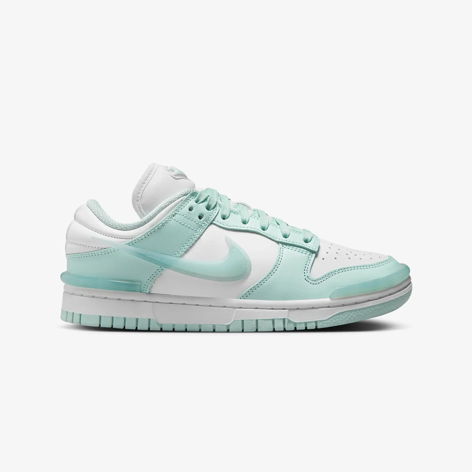 Nike | WMN'S DUNK LOW TWIST  { SUMMIT WHITE/JADE ICE