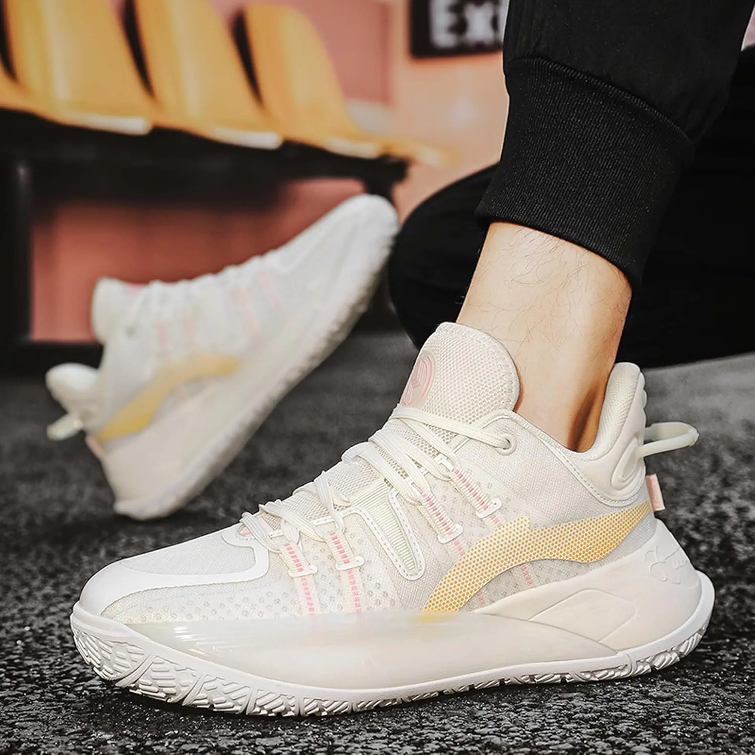 Professional Basketball Shoes Couple Fashion Running Sneakers Wearable Cushioning Youth Basketball Shoes