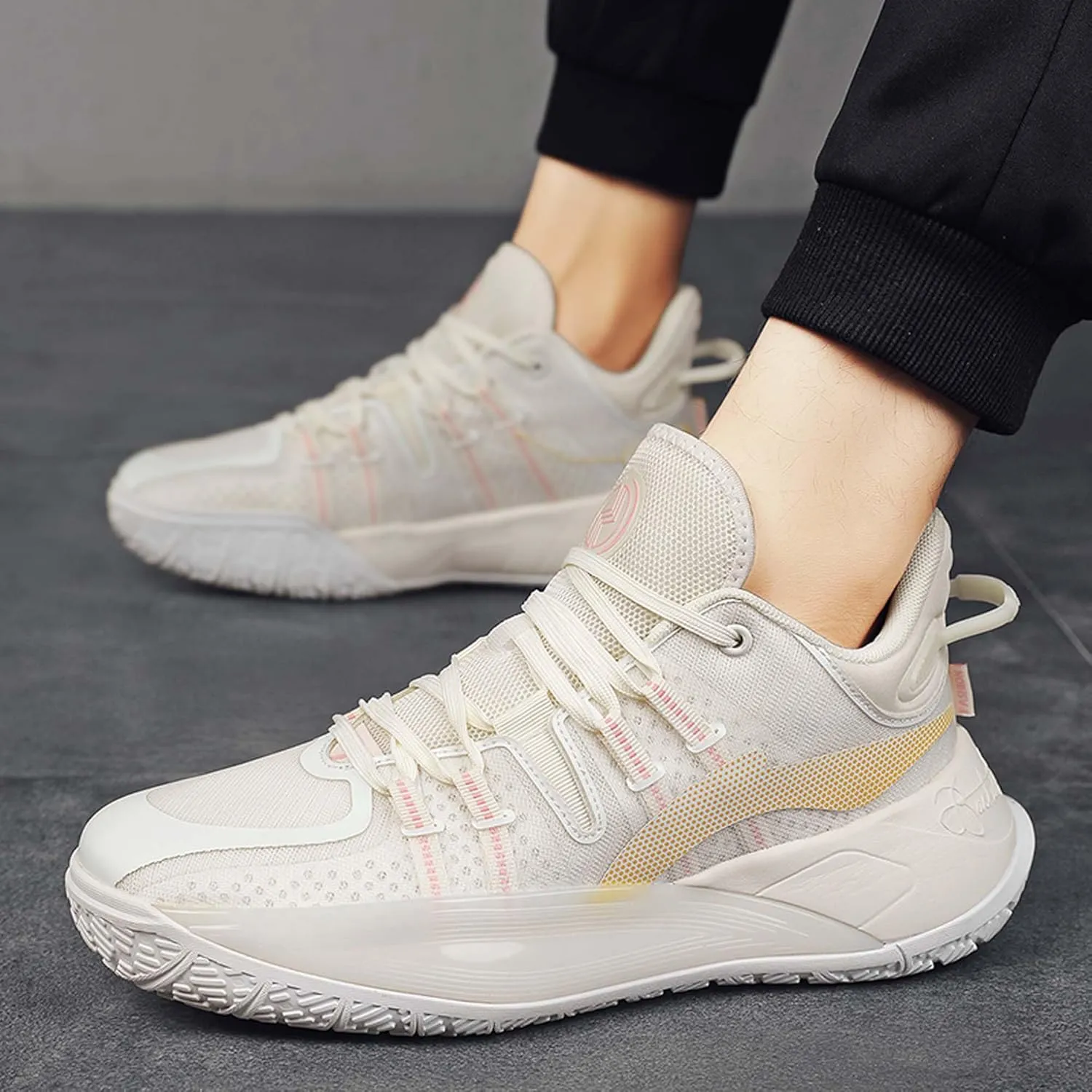 Professional Basketball Shoes Couple Fashion Running Sneakers Wearable Cushioning Youth Basketball Shoes